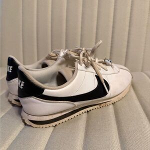 Vintage Nike Cortez White and Black shoes